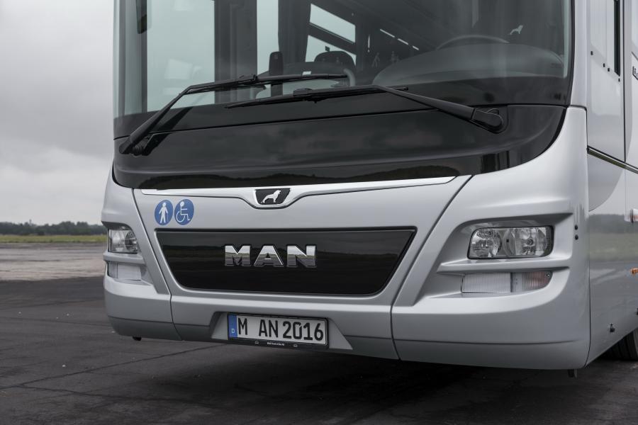 Детали экстерьера MAN Lion’s Intecrity 2015 года  (фото 14 из 22)